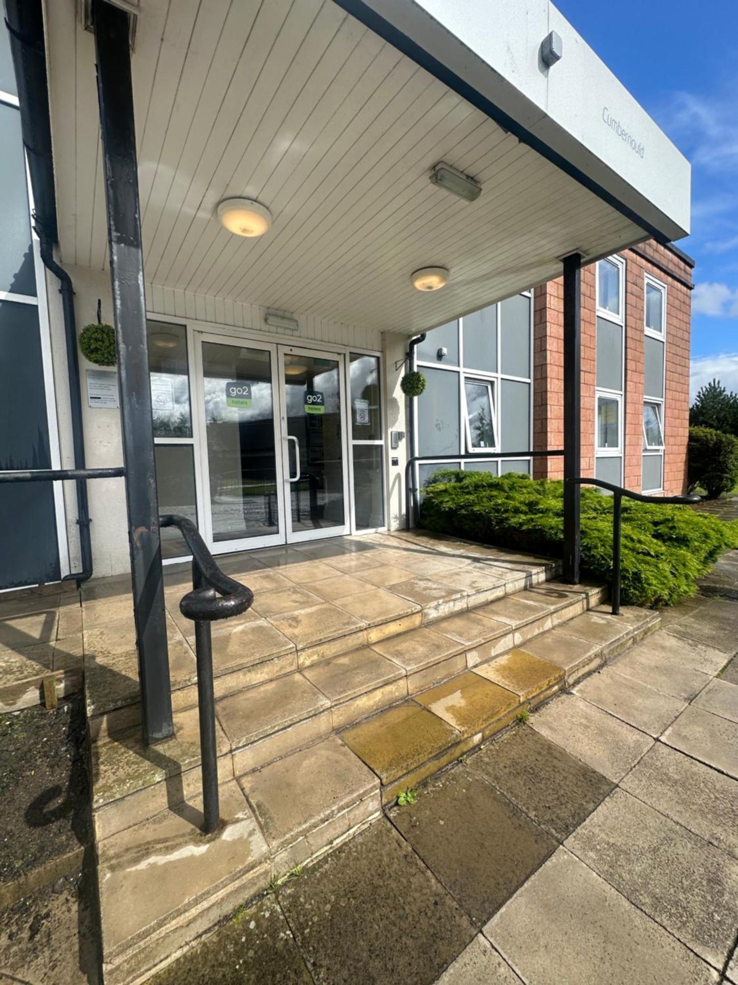 Go2 Glasgow Cumbernauld Hotel - Free Parking And Pet Friendly Εξωτερικό φωτογραφία